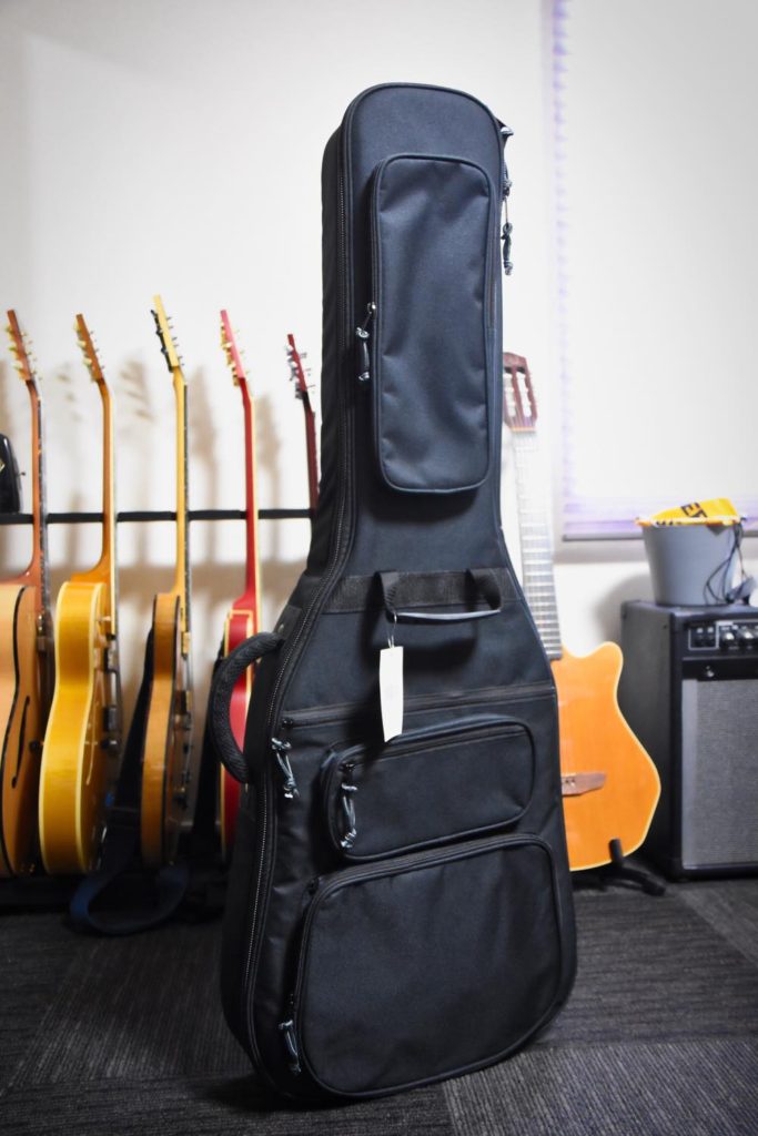 セミアコ用ギターケースを買う話 – ジャズギターを楽しむブログ